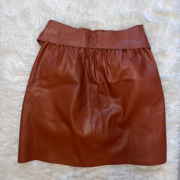 BB Dakota Belt So Real Faux Leather Skirt- NWT - Picture 13 of 16